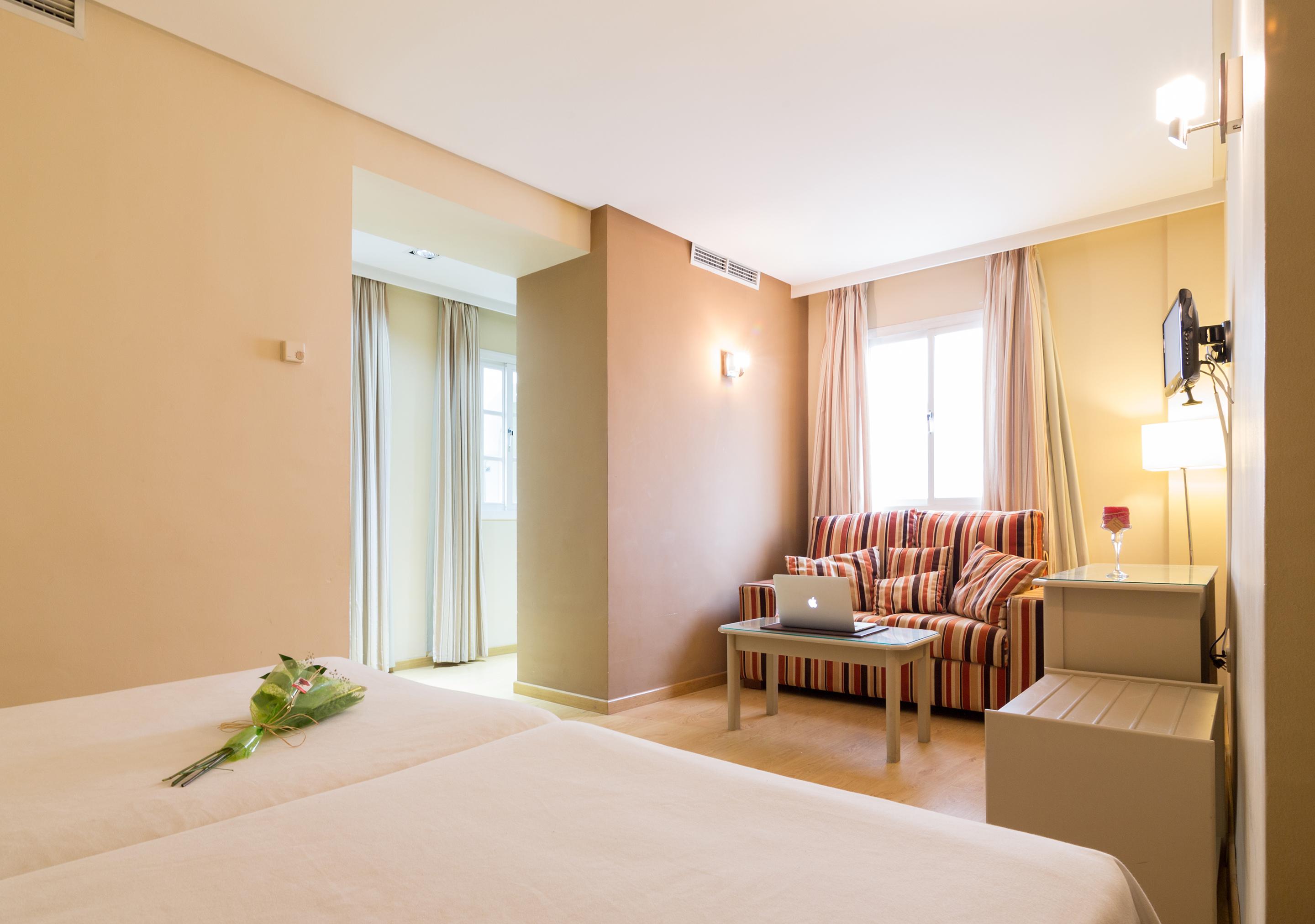 Hotel Plateria Ecija Exterior photo
