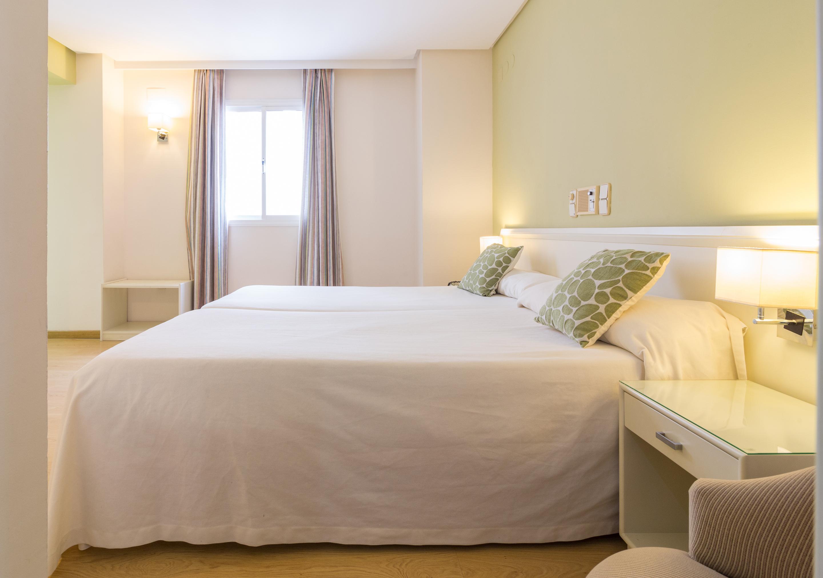 Hotel Plateria Ecija Exterior photo