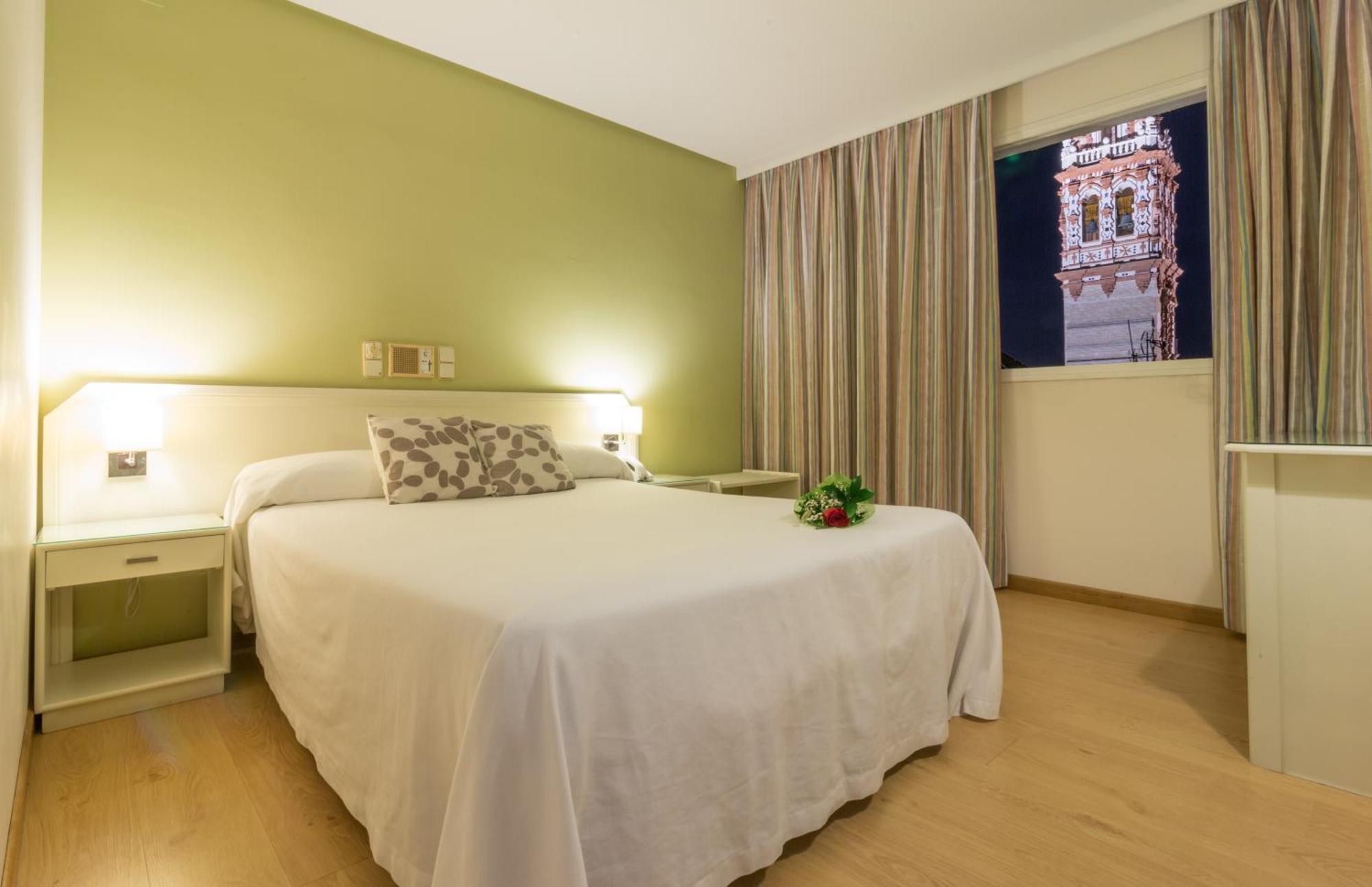 Hotel Plateria Ecija Exterior photo